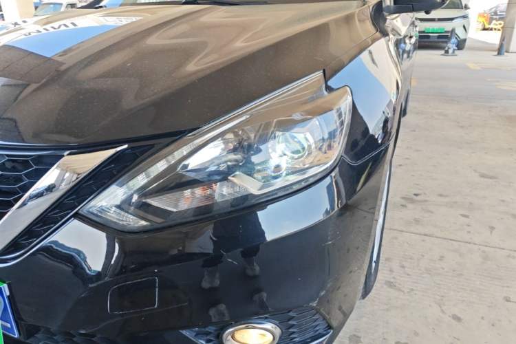 Used Nissan Sylphy 2018 1.6XV CVT Deluxe Edition Left Front Headlight