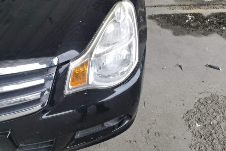 Used Nissan Sylphy 2018 Classic 1.6XE+ Manual Leading Edition Left Front Headlight