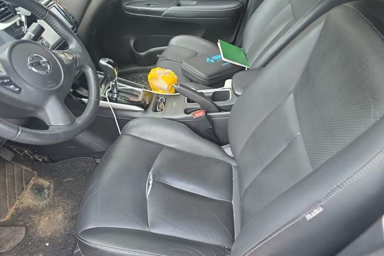 Used Nissan Sylphy 2018 1.6XV CVT Deluxe Edition Left Front Seat