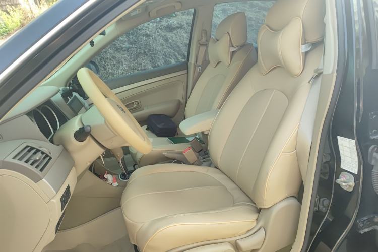 Used Nissan Sylphy 2018 Classic 1.6XE+ CVT Leading Edition Left Front Seat