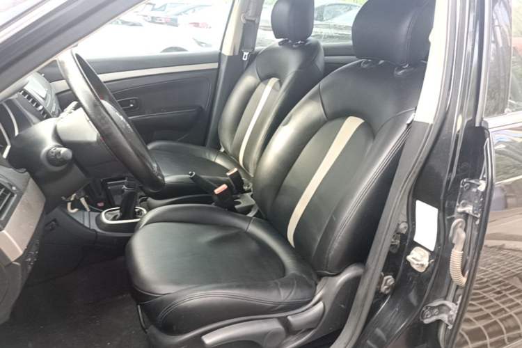 Used Nissan Sylphy 2018 Classic 1.6XE Manual Comfort Edition Left Front Seat