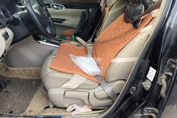 Used Nissan Sylphy 2018 1.6XV CVT Deluxe Edition Left Front Seat