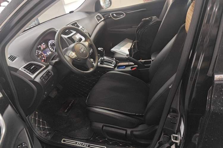 Used Nissan Sylphy 2018 1.6XV CVT Deluxe Edition Left Front Seat