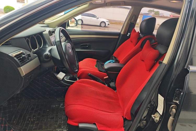 Used Nissan Sylphy 2018 Classic 1.6XE+ Manual Luxury Edition Left Front Seat