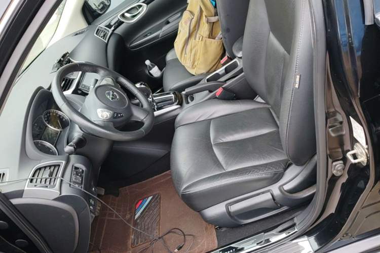 Used Nissan Sylphy 2018 1.6XV CVT Deluxe Edition Left Front Seat