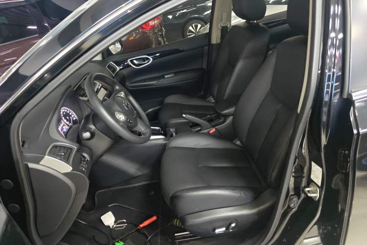 Used Nissan Sylphy 2018 1.6XV CVT Deluxe Edition Left Front Seat
