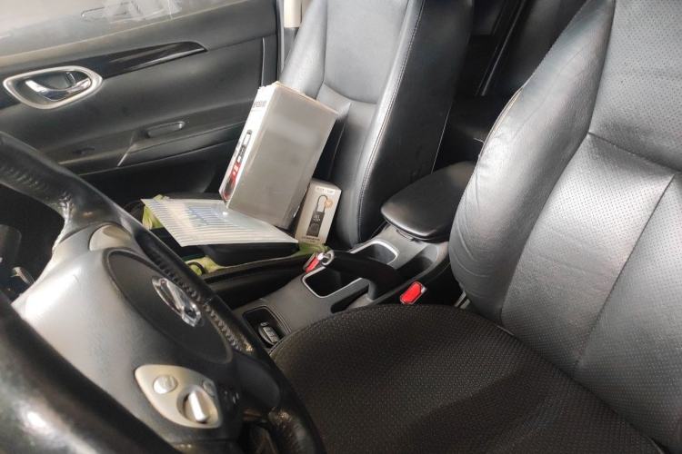 Used Nissan Sylphy 2018 1.6XV CVT Deluxe Edition Left Front Seat