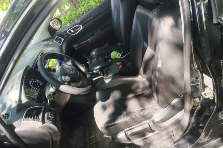 Used Nissan Sylphy 2018 1.6XV CVT Deluxe Edition Left Front Seat