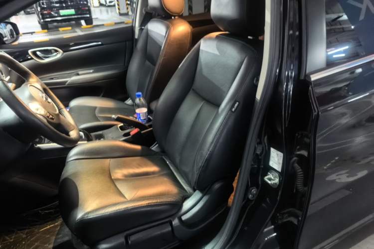 Used Nissan Sylphy 2018 1.6XV CVT Deluxe Edition Left Front Seat