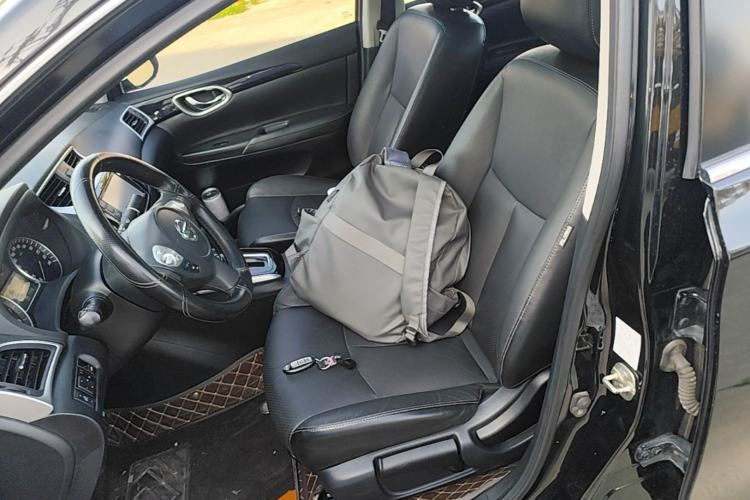 Used Nissan Sylphy 2018 1.6XV CVT Deluxe Edition Left Front Seat