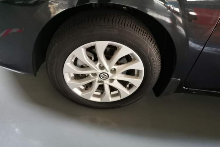 Used Nissan Sylphy 2018 1.6XV CVT Deluxe Edition Left Front Wheel Hub