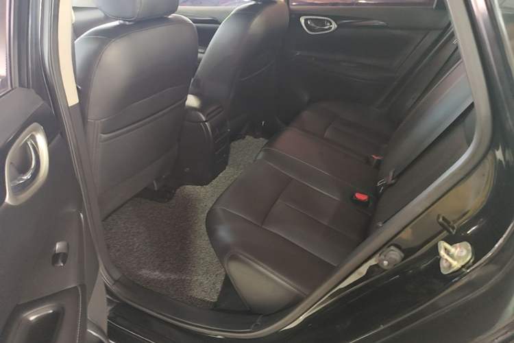 Used Nissan Sylphy 2018 1.6XV CVT Deluxe Edition Left Rear Seat