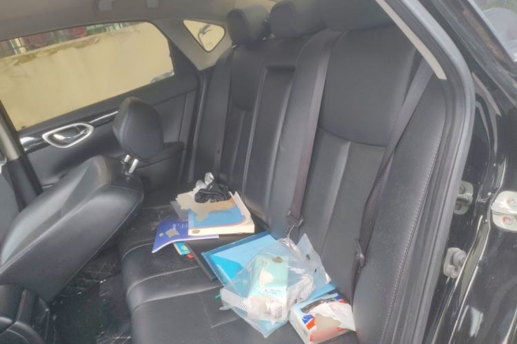 Used Nissan Sylphy 2018 1.6XV CVT Deluxe Edition Left Rear Seat