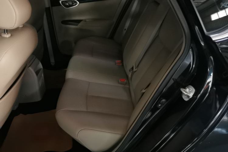 Used Nissan Sylphy 2018 1.6XV CVT Deluxe Edition Left Rear Seat