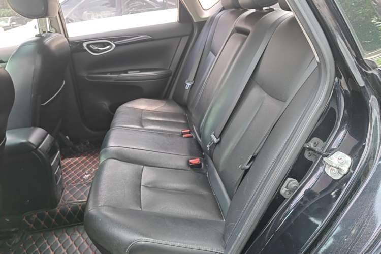 Used Nissan Sylphy 2018 1.6XV CVT Deluxe Edition Left Rear Seat
