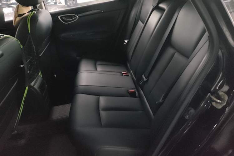 Used Nissan Sylphy 2018 1.6XV CVT Deluxe Edition Left Rear Seat