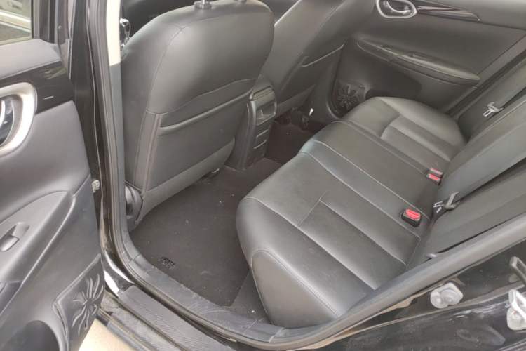Used Nissan Sylphy 2018 1.6XV CVT Deluxe Edition Left Rear Seat