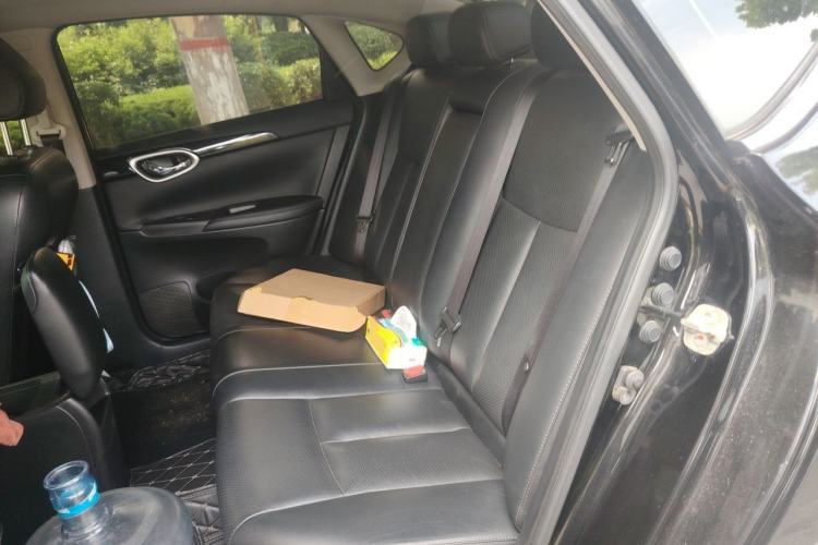 Used Nissan Sylphy 2018 1.6XV CVT Deluxe Edition Left Rear Seat
