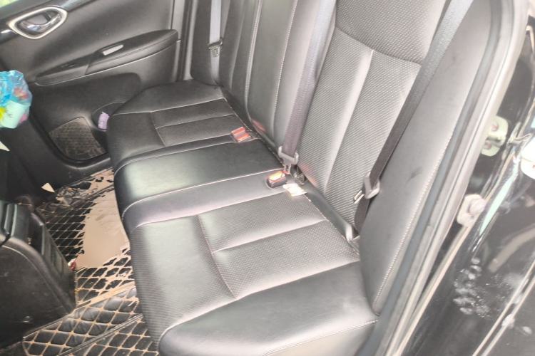 Used Nissan Sylphy 2018 1.6XV CVT Deluxe Edition Left Rear Seat