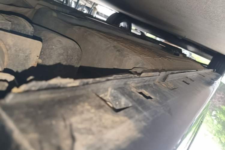 Used Nissan Sylphy 2018 Classic 1.6XE Manual Comfort Edition Left Side Sill