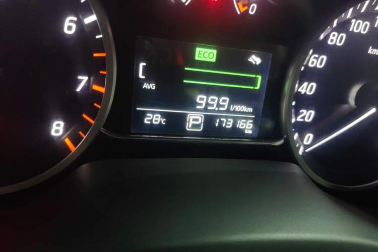 Used Nissan Sylphy 2018 1.8XV CVT Prestige Edition Odometer Close Up