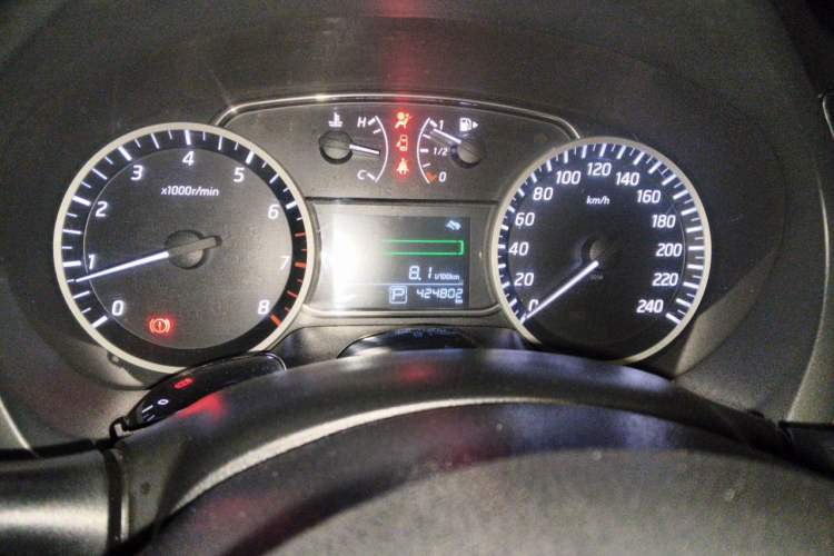 Used Nissan Sylphy 2018 1.6XV CVT Deluxe Edition Odometer Close Up