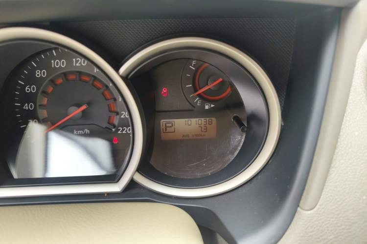 Used Nissan Sylphy 2018 Classic 1.6XE+ CVT Leading Edition Odometer Close Up