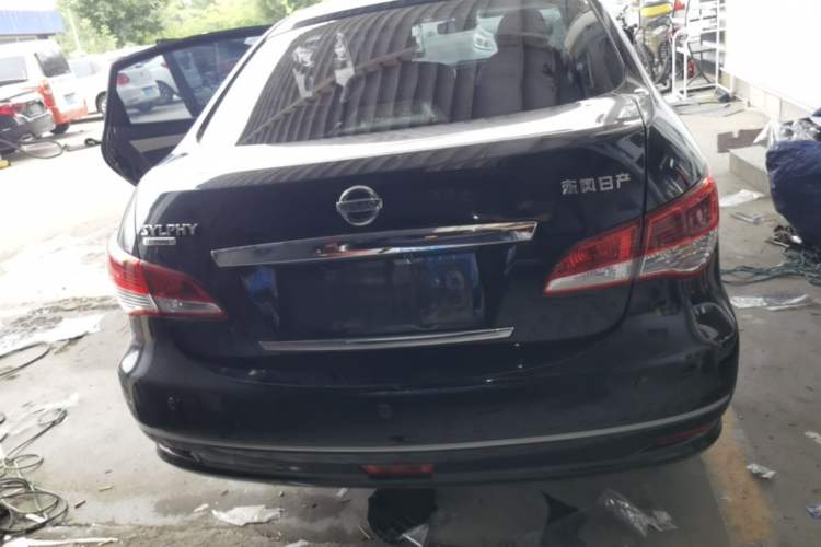 Used Nissan Sylphy 2018 Classic 1.6XE+ Manual Leading Edition Rear