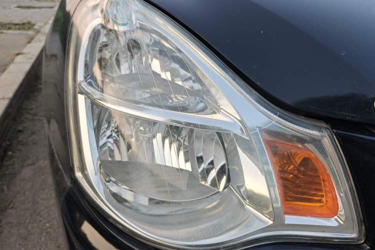 Used Nissan Sylphy 2018 Classic 1.6XE Manual Comfort Edition Right Front Headlight