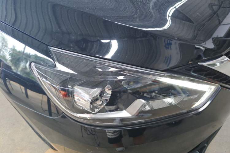 Used Nissan Sylphy 2018 1.6XV CVT Deluxe Edition Right Front Headlight