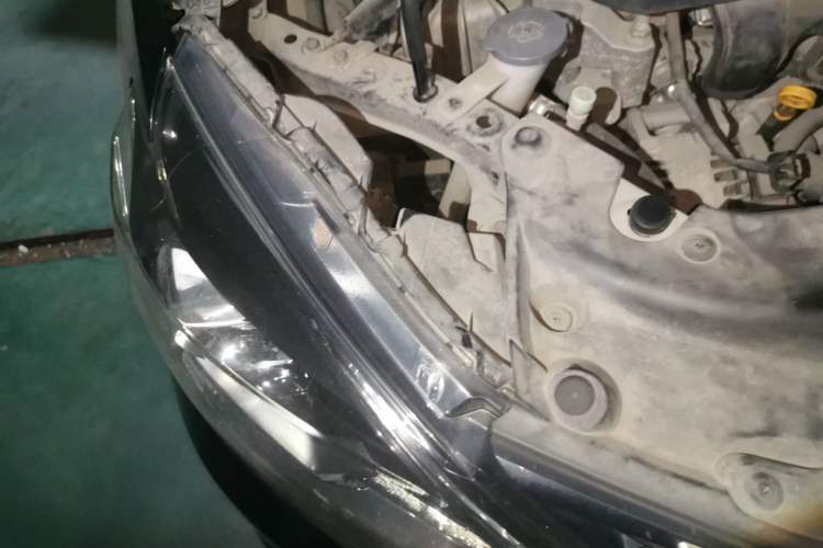 Used Nissan Sylphy 2018 1.6XV CVT Deluxe Edition Right Front Headlight