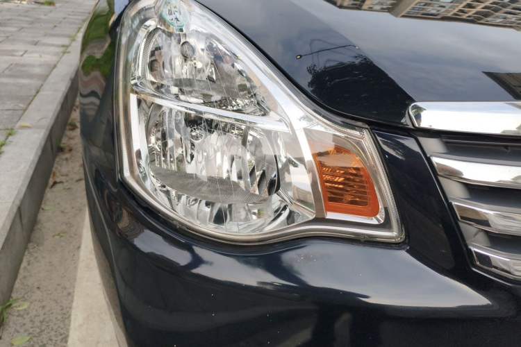 Used Nissan Sylphy 2018 Classic 1.6XE+ CVT Leading Edition Right Front Headlight