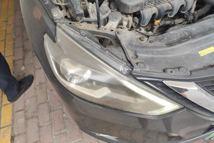 Used Nissan Sylphy 2018 1.6XV CVT Deluxe Edition Right Front Headlight