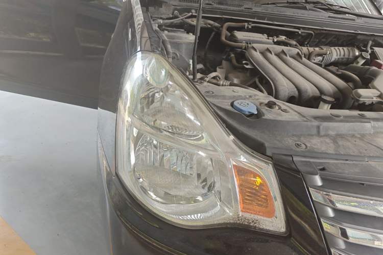 Used Nissan Sylphy 2018 Classic 1.6XE CVT Comfort Edition Right Front Headlight