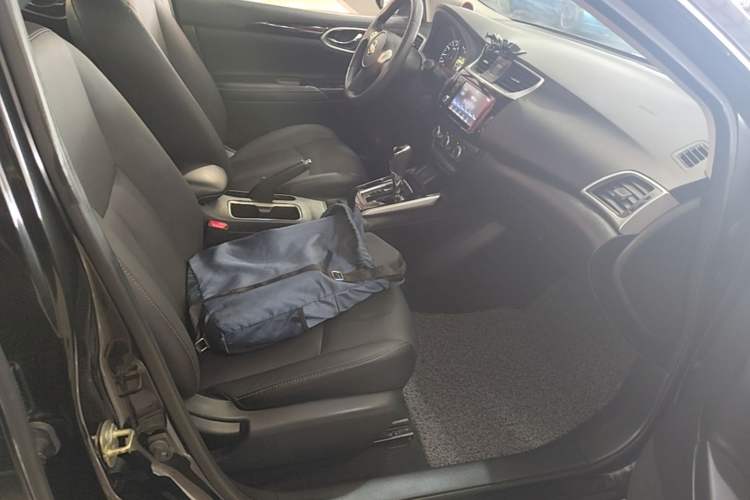 Used Nissan Sylphy 2018 1.6XV CVT Deluxe Edition Right Front Seat