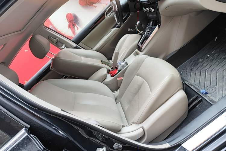 Used Nissan Sylphy 2018 1.6XV CVT Deluxe Edition Right Front Seat