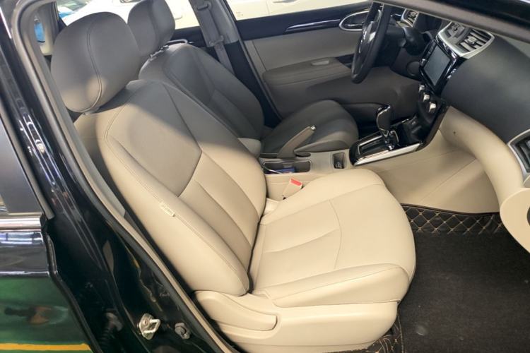 Used Nissan Sylphy 2018 1.6XV CVT Deluxe Edition Right Front Seat