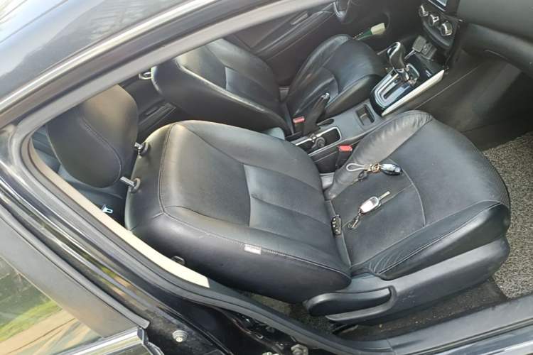 Used Nissan Sylphy 2018 1.6XV CVT Deluxe Edition Right Front Seat