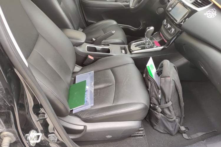Used Nissan Sylphy 2018 1.6XV CVT Deluxe Edition Right Front Seat
