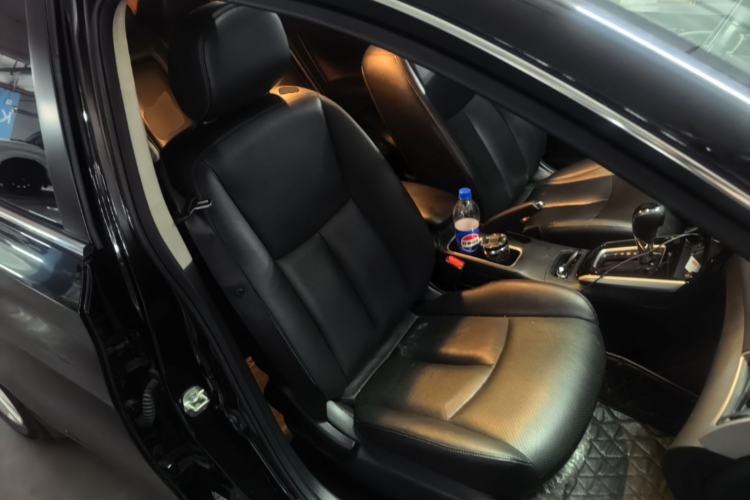 Used Nissan Sylphy 2018 1.6XV CVT Deluxe Edition Right Front Seat