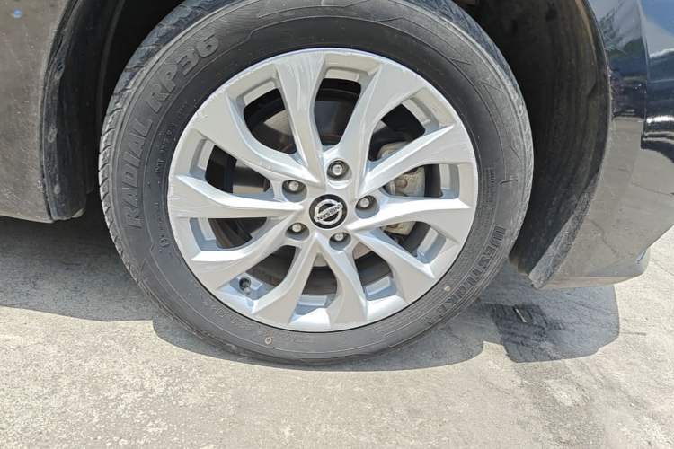 Used Nissan Sylphy 2018 1.6XV CVT Deluxe Edition Right Front Wheel Hub