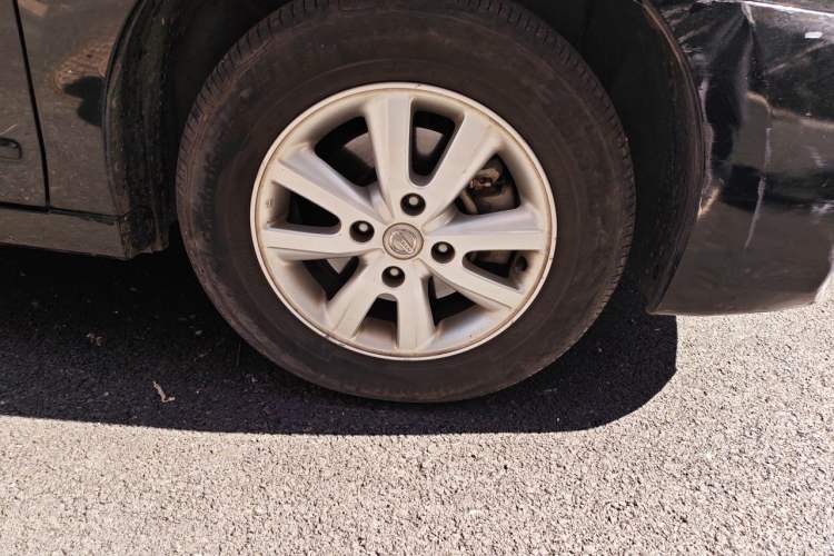 Used Nissan Sylphy 2018 Classic 1.6XE+ Manual Luxury Edition Right Front Wheel Hub