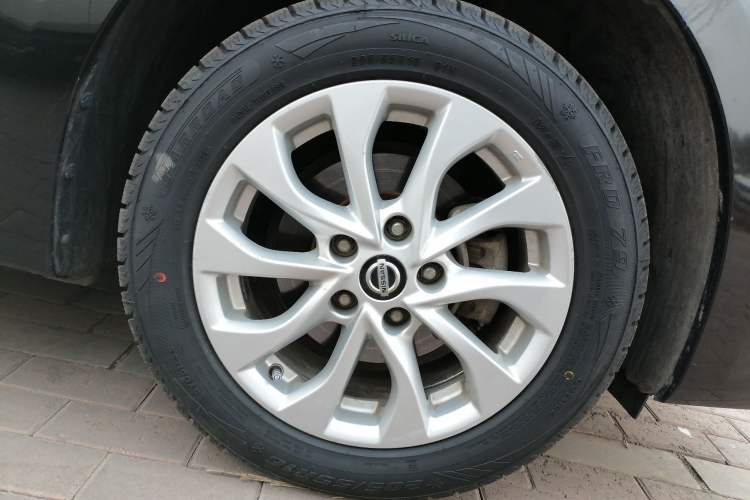Used Nissan Sylphy 2018 1.6XV CVT Deluxe Edition Right Front Wheel Hub