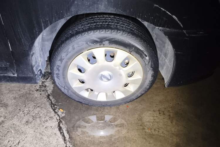 Used Nissan Sylphy 2018 Classic 1.6XE Manual Comfort Edition Right Front Wheel Hub