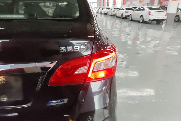 Used Nissan Sylphy 2018 1.6XV CVT Deluxe Edition Right Rear Taillight