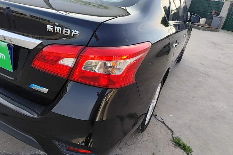 Used Nissan Sylphy 2018 1.6XV CVT Deluxe Edition Right Rear Taillight