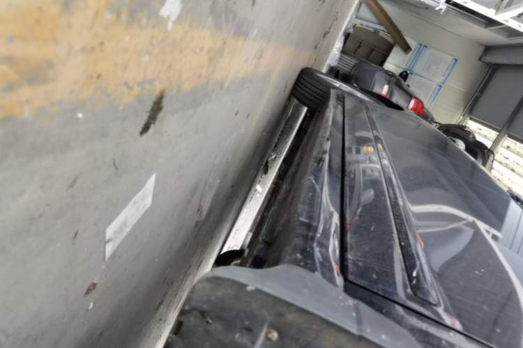 Used Nissan Sylphy 2018 Classic 1.6XE+ Manual Leading Edition Right Side Sill