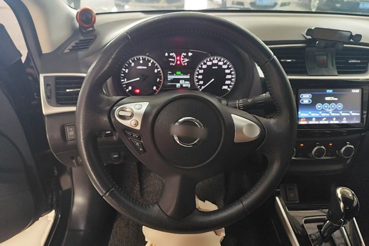 Used Nissan Sylphy 2018 1.6XV CVT Deluxe Edition Steering Wheel