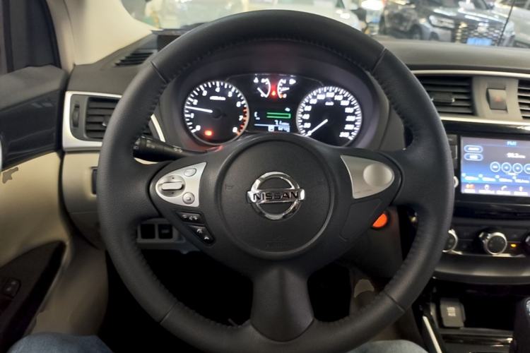 Used Nissan Sylphy 2018 1.6XV CVT Deluxe Edition Steering Wheel
