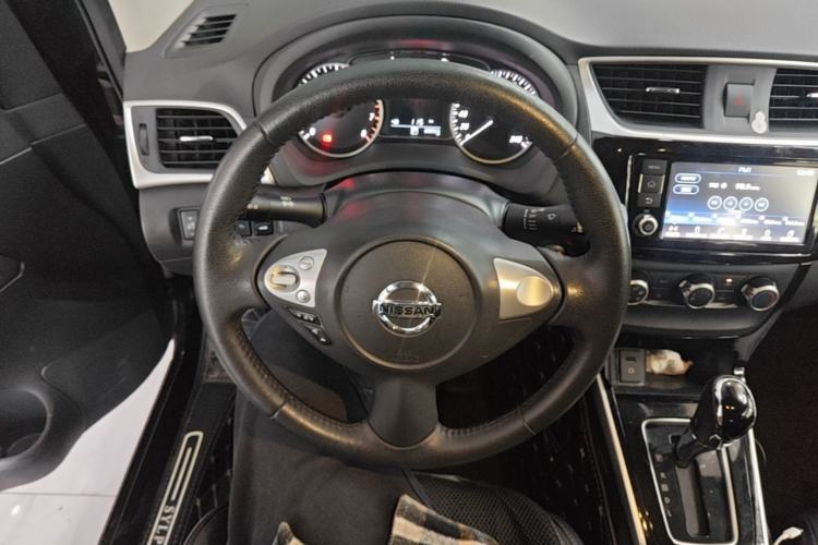 Used Nissan Sylphy 2018 1.6XV CVT Deluxe Edition Steering Wheel